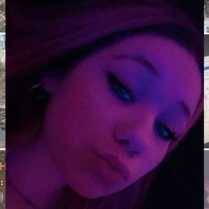 Meet your Posher, Alaina